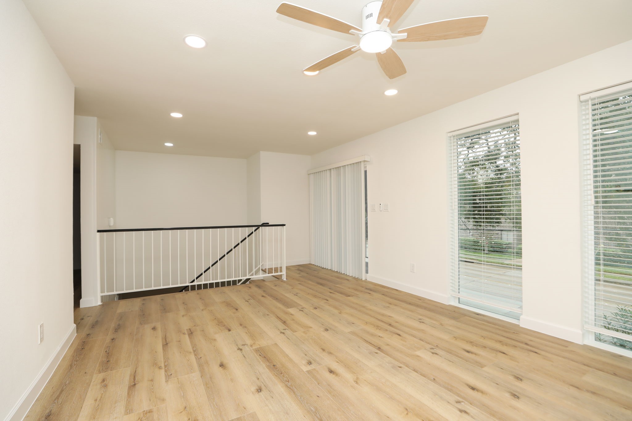 1115 Augusta Drive, Unit A2 Houston, TX 77057 - Photo 9 of 30