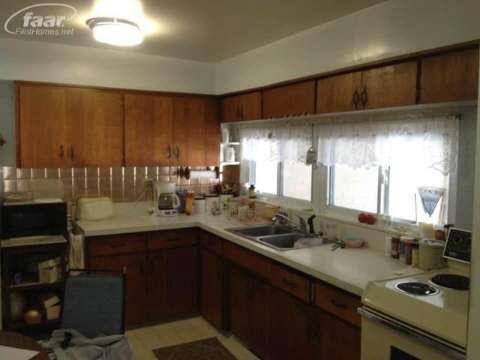 6106 Torrey Road Flint, MI 48507 - Photo 6 of 20 20345348-5.JPG