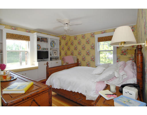 81 Islington Road Newton, MA 02466 - Photo 8 of 14