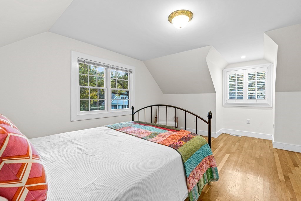 98 Parker Road Wellesley, MA 02482 - Photo 28 of 30 a bedroom with a bed and a window