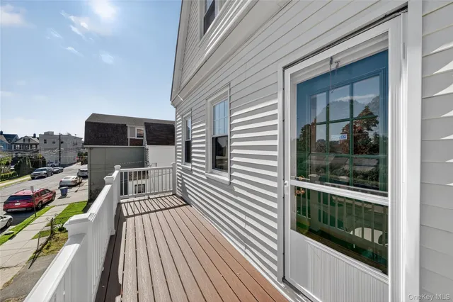 $3,000 | 44 Madeleine Avenue, Unit 2, New Rochelle, NY 10801