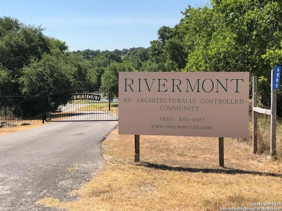 5190 Spring Branch Road Spring Branch, TX 78070 - Photo 11 of 27