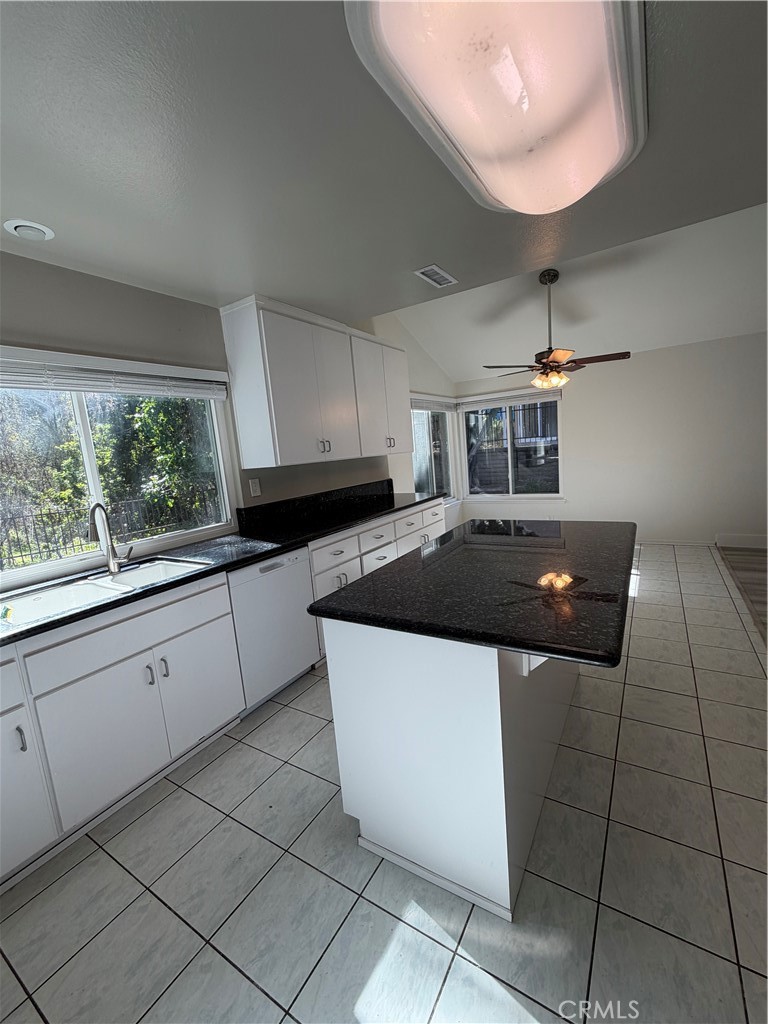 2866 Treeview Place Fullerton, CA 92835 - Photo 3 of 42