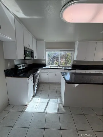 $4,500 | 2866 Treeview Place, Fullerton, CA 92835