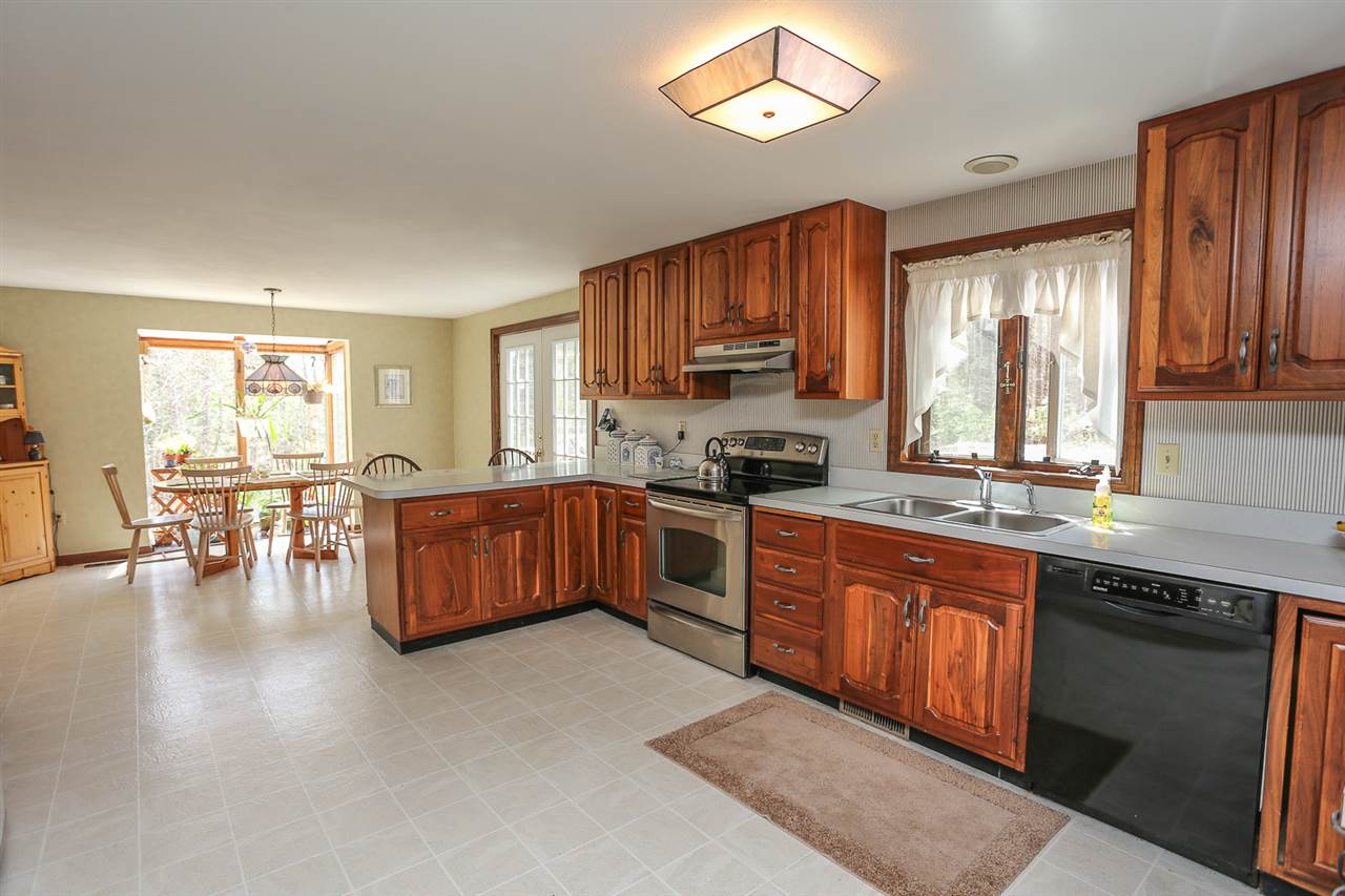 233 Lane Road Chester, NH 03036 - Photo 7 of 19