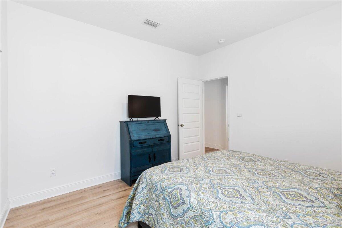 116 Piper Cove Santa Rosa Beach, FL 32459 - Photo 20 of 40 Classic Bedroom