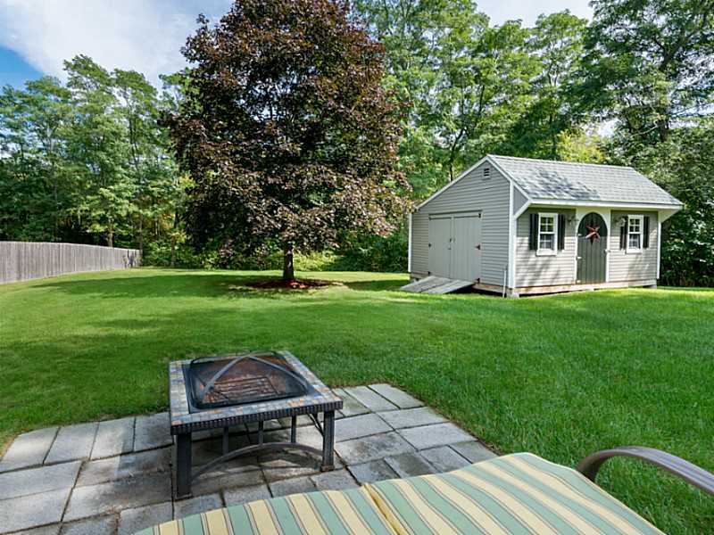 414 New River Road Lincoln, RI 02838 - Photo 21 of 25 Exterior Back.