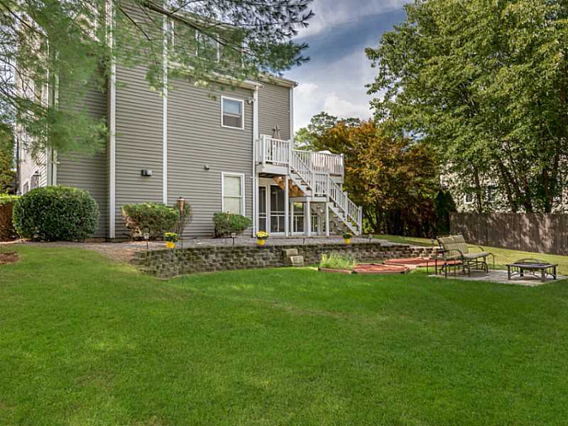 414 New River Road Lincoln, RI 02838 - Photo 22 of 25 Exterior Back.