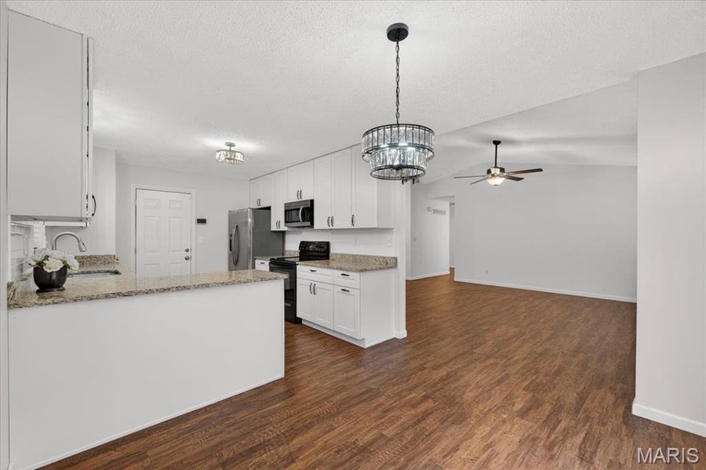 1412 Apple Ridge Court Arnold, MO 63010 - Photo 7 of 44