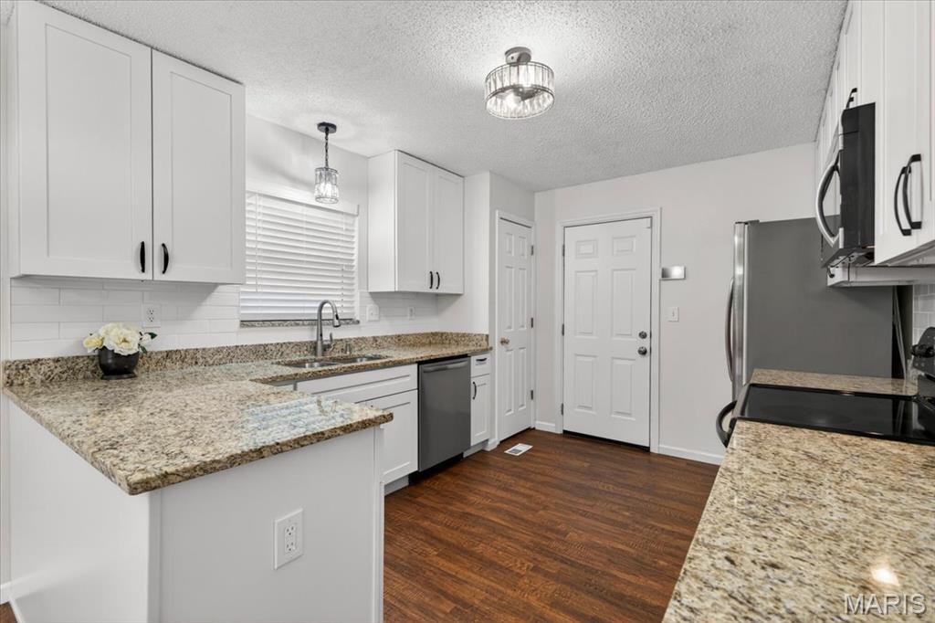1412 Apple Ridge Court Arnold, MO 63010 - Photo 9 of 44
