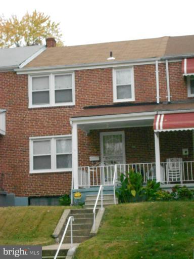 Exterior (Front)