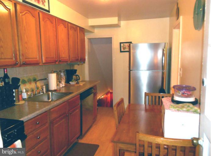 916 Reverdy Road Baltimore, MD 21212 - Photo 8 of 19 Kitchen