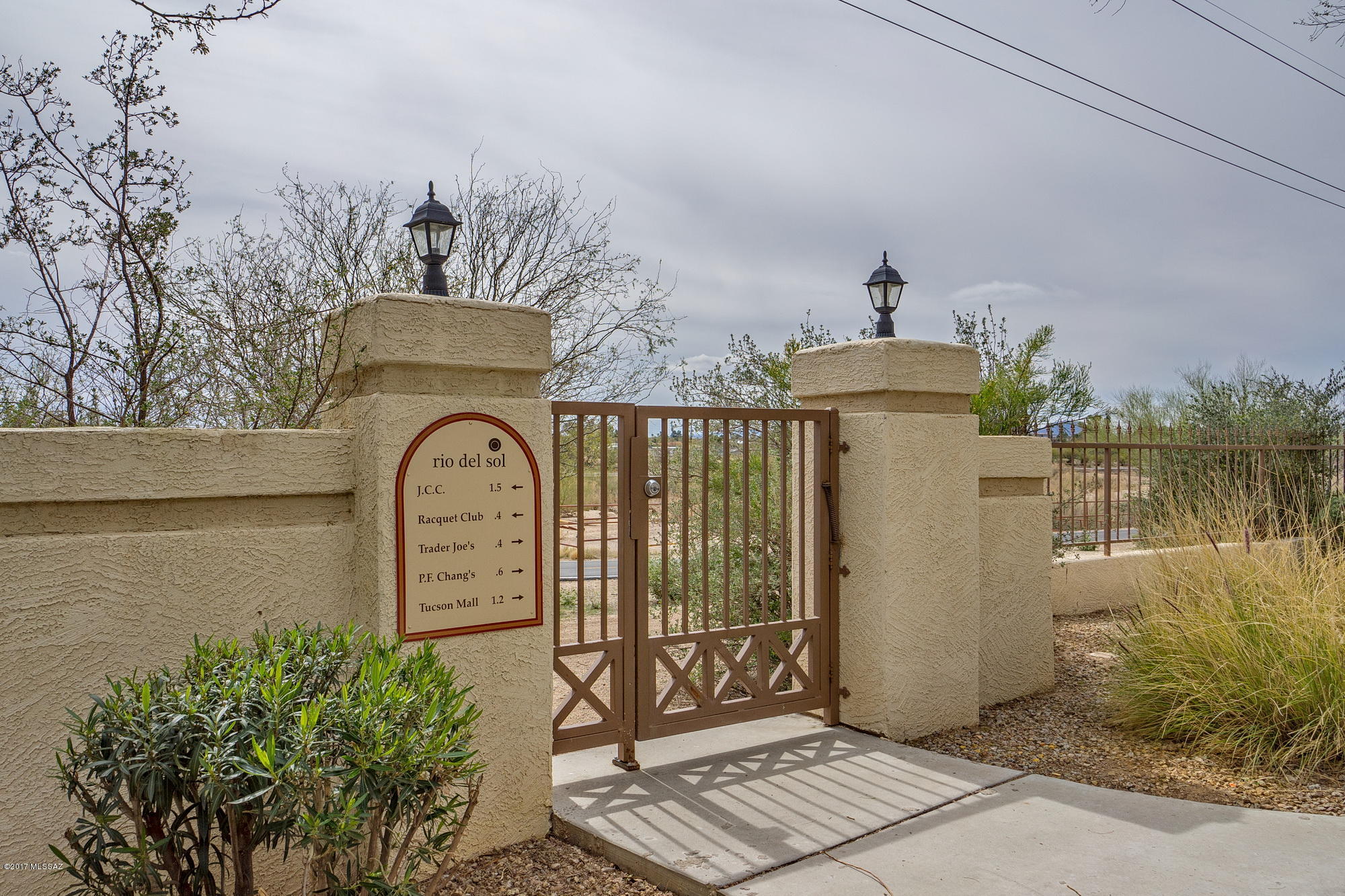 2550 East River Road, Unit 15203 Tucson, AZ 85718 - Photo 16 of 19