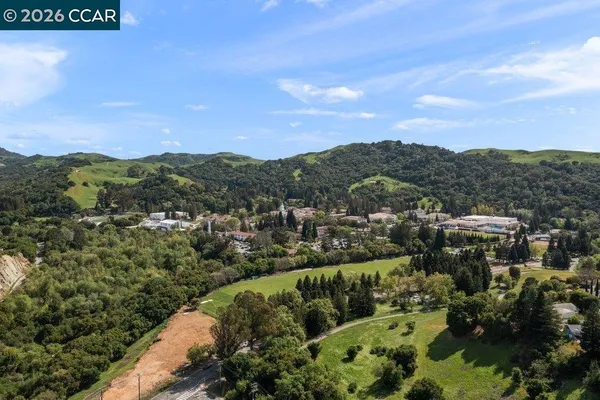 $1,649,000 | 607 Rheem Boulevard, Moraga, CA 94556