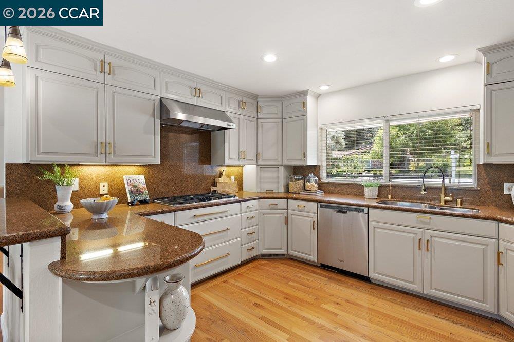 607 Rheem Boulevard Moraga, CA 94556 - Photo 10 of 43