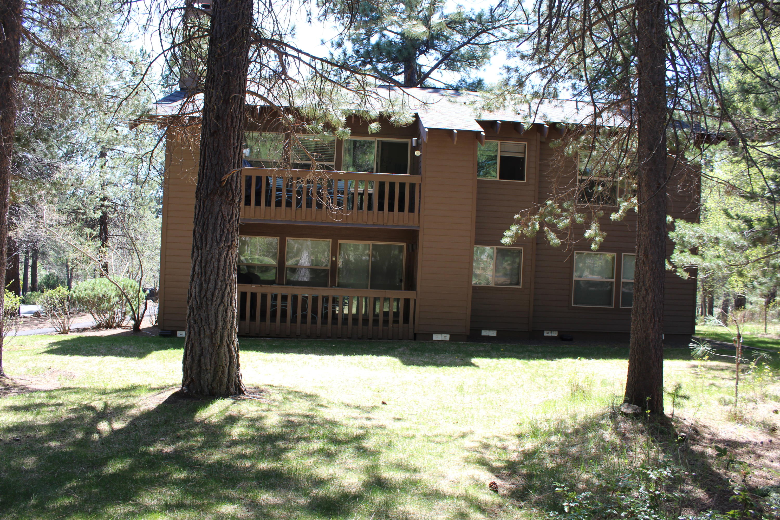 57327-6 Beaver Ridge Loop Sunriver, OR 97707 - Photo 17 of 20 17-Rview-R6