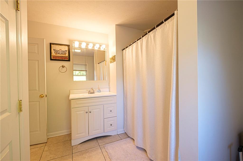 627 Harmony Road Baden, PA 15005 - Photo 17 of 25 Gallery Image 17