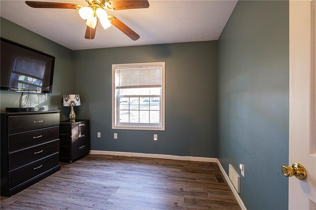 627 Harmony Road Baden, PA 15005 - Photo 18 of 25 Gallery Image 18