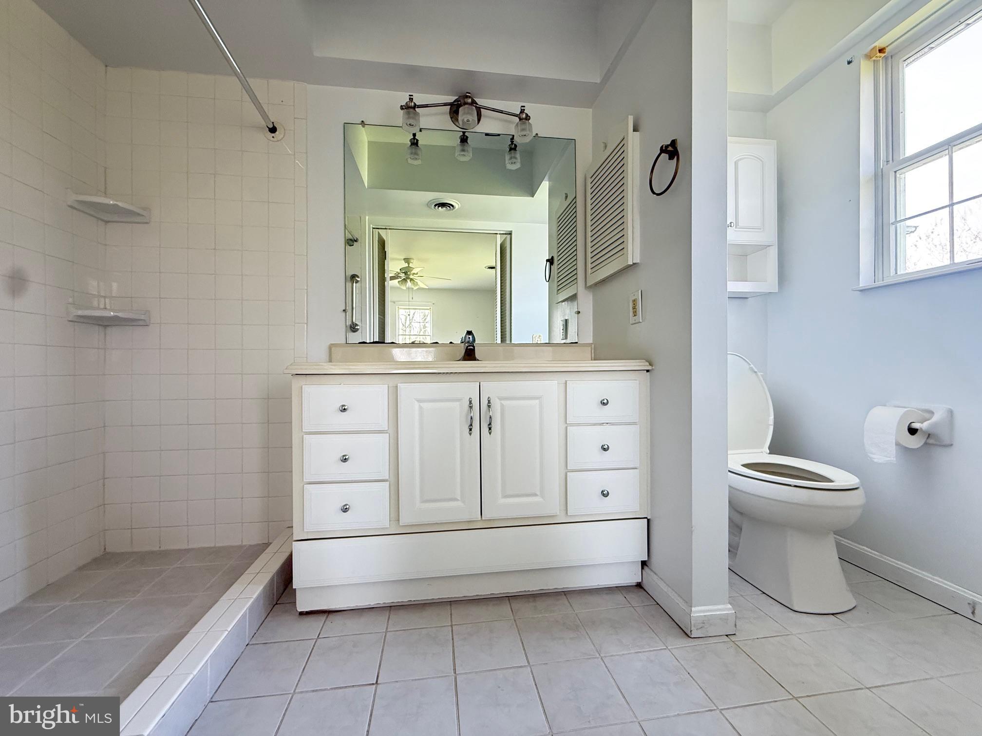 21336 Haven Road Rock Hall, MD 21661 - Photo 13 of 29 Primary Bath