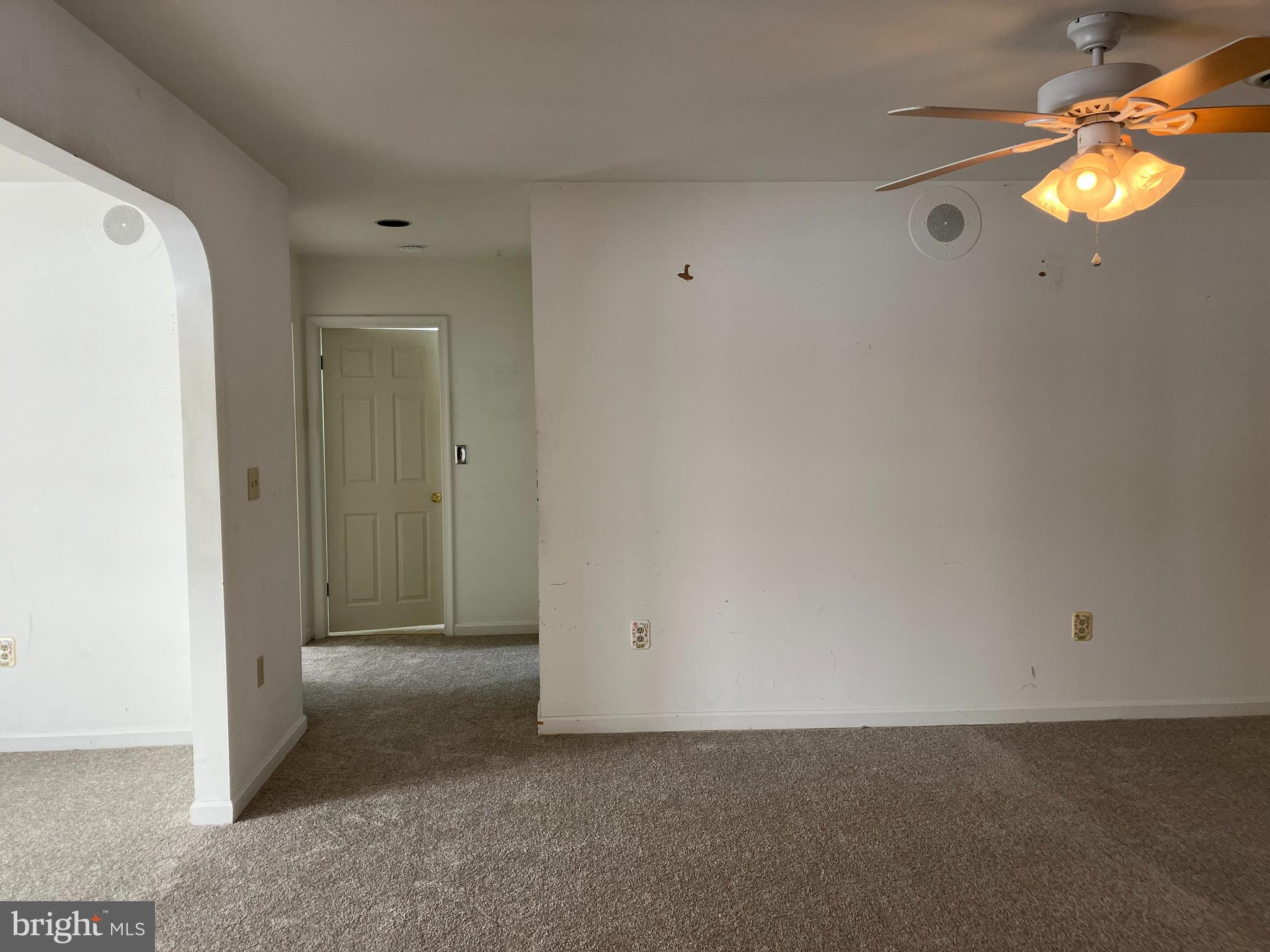 21336 Haven Road Rock Hall, MD 21661 - Photo 16 of 29 an empty room with a bathroom