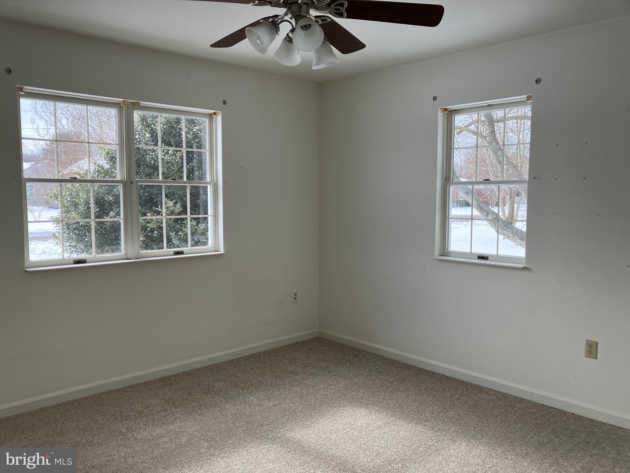 21336 Haven Road Rock Hall, MD 21661 - Photo 17 of 29 an empty room with a window