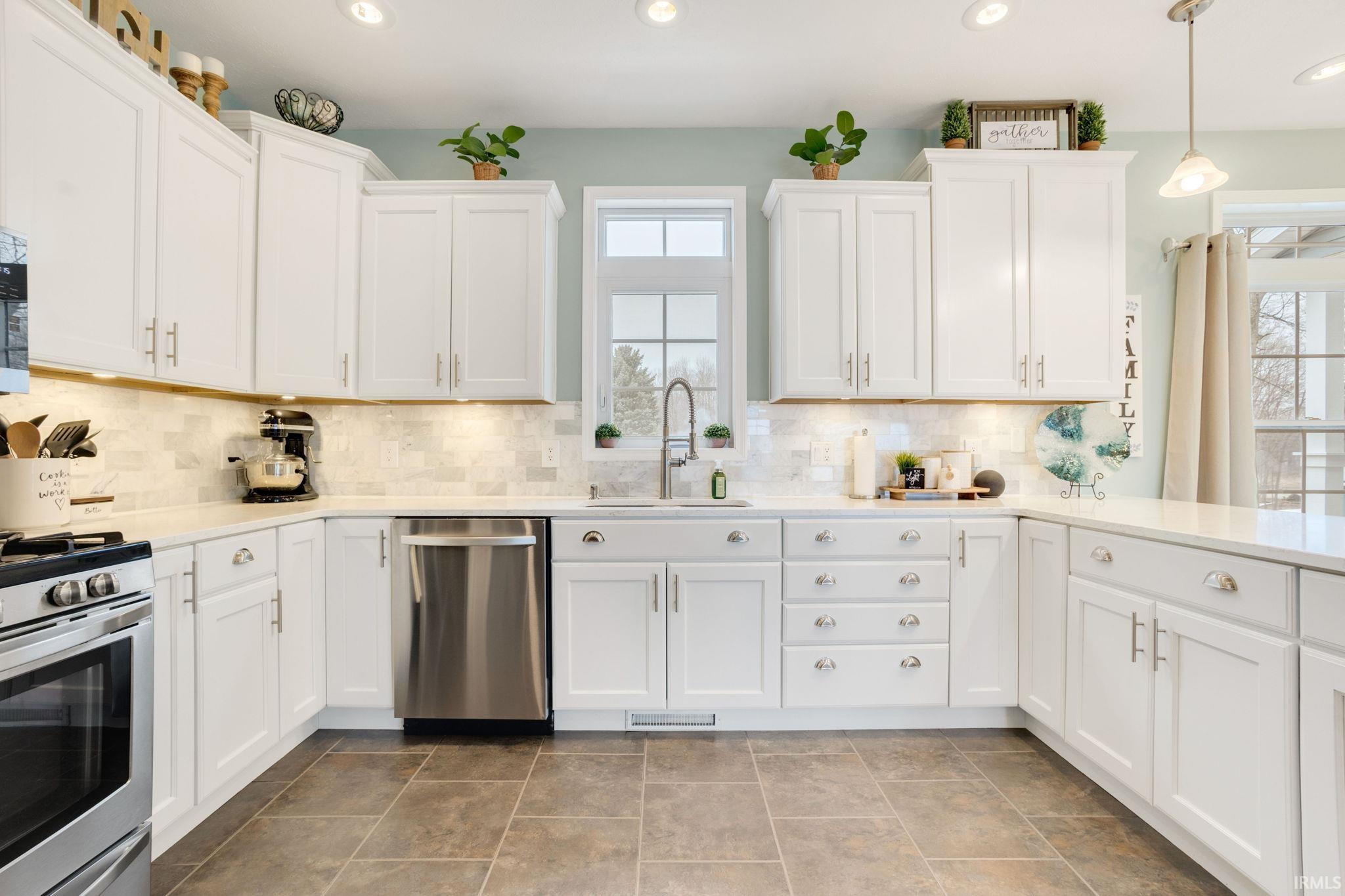 7395 East Hudson Pointe Road New Carlisle, IN 46552 - Photo 10 of 36