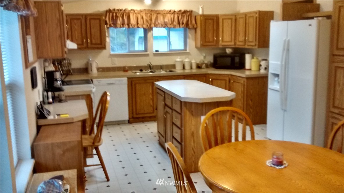 5 Pinewood Road Tonasket, WA 98855 - Photo 5 of 15 Gallery Image 5