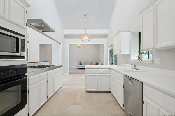 $2,365 | 8510 Watch Tower Street, San Antonio, TX 78254