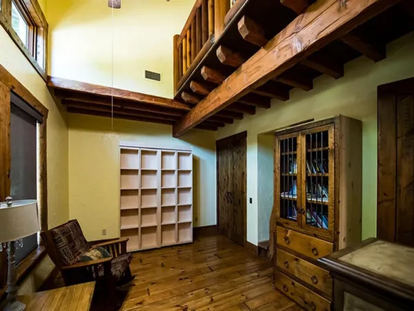 a view of walk in closet