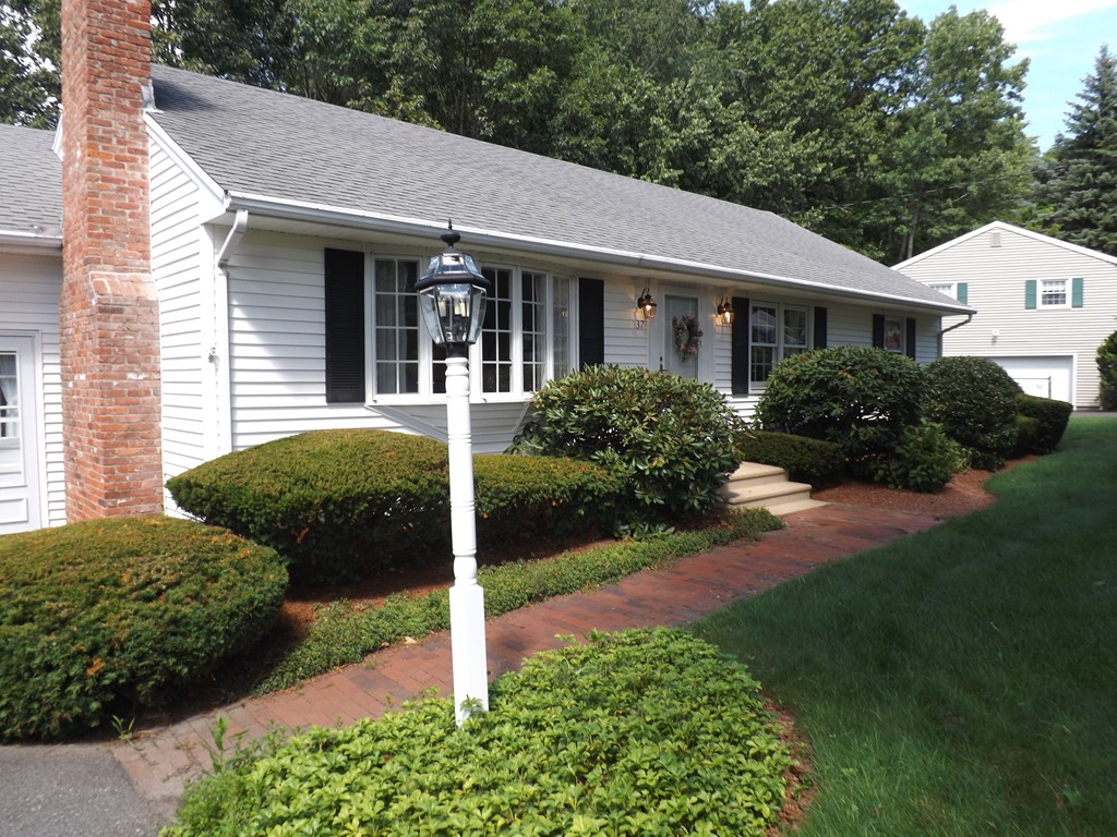 37 Old Brook Road Shrewsbury, MA 01545 - Photo 22 of 24 Gallery Image 22