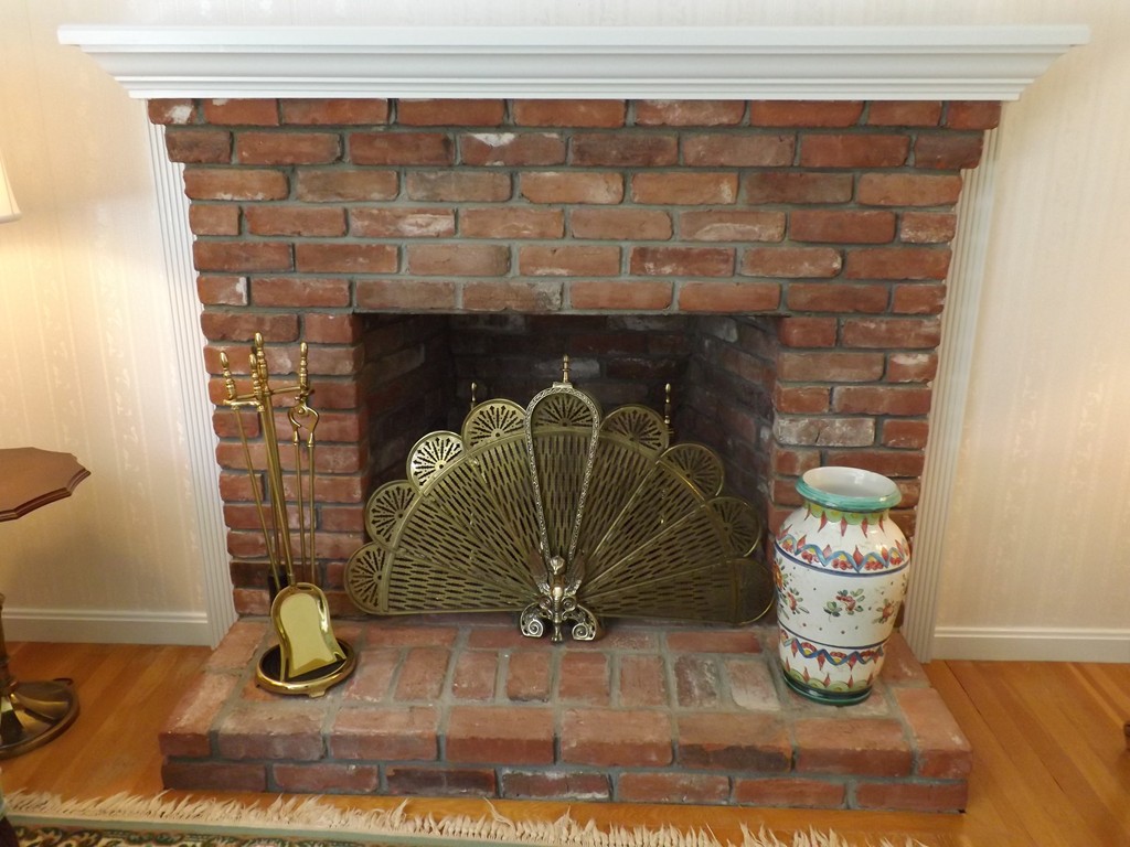 37 Old Brook Road Shrewsbury, MA 01545 - Photo 5 of 24 Gallery Image 5