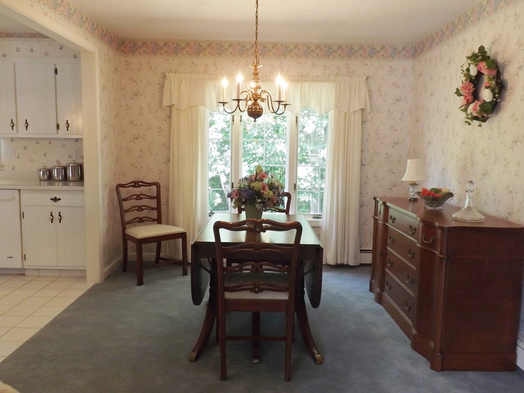 37 Old Brook Road Shrewsbury, MA 01545 - Photo 7 of 24 Gallery Image 7