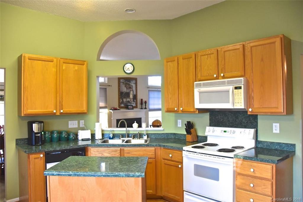 5560 Lemley Road Northwest, Unit 28 Concord, NC 28027 - Photo 4 of 24 Gallery Image 4