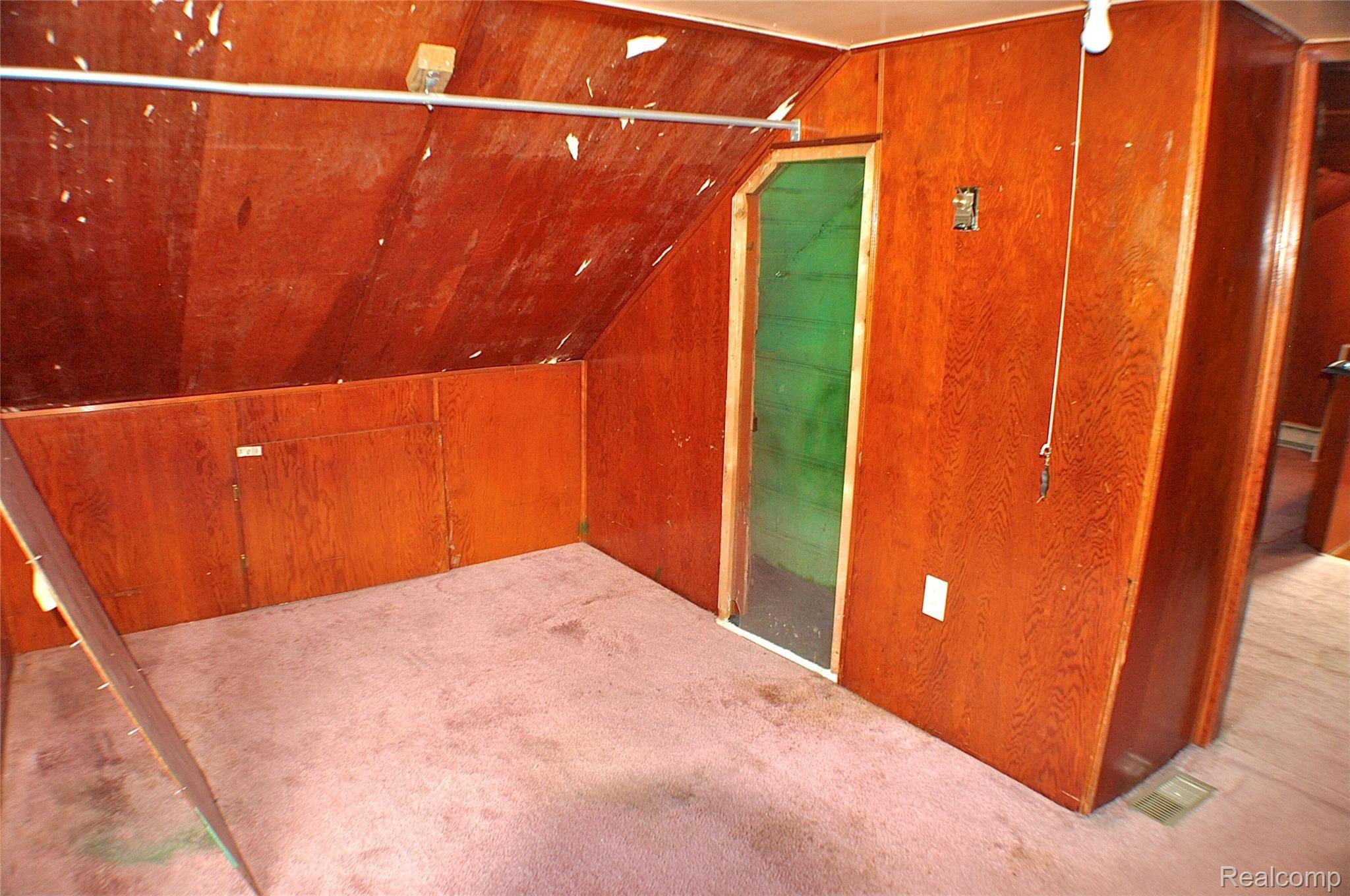 1245 East Buno Road Milford, MI 48381 - Photo 18 of 30 3rd Bedroom 2nd floor