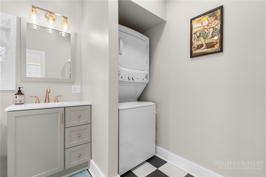 207 Main Street Butler, TN 37640 - Photo 12 of 50