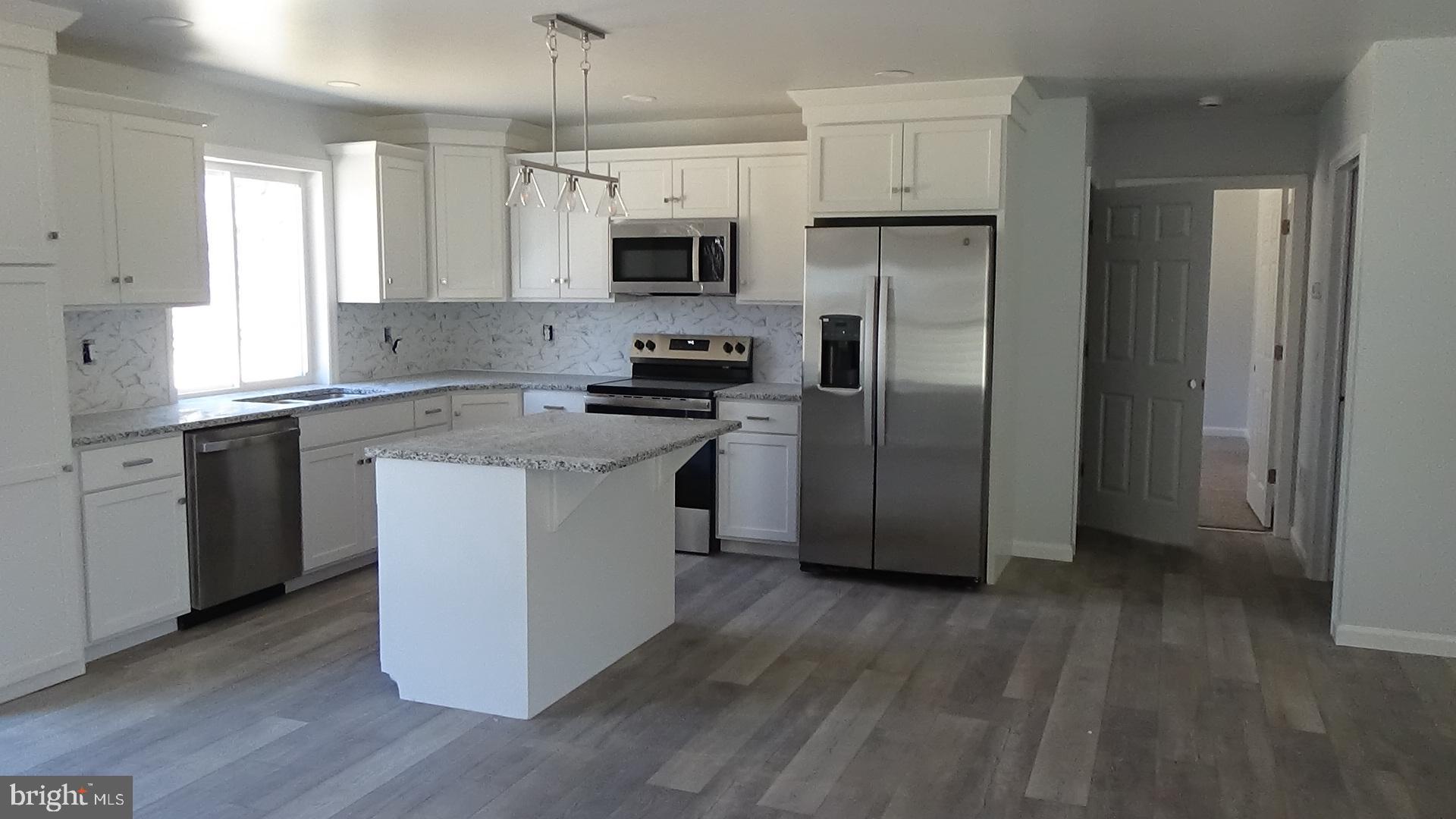 70 Barrick Hill Road Shermans Dale, PA 17090 - Photo 4 of 24