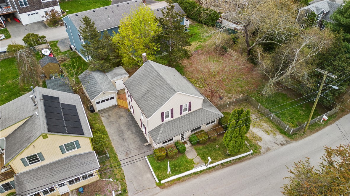 1021 Anthony Road Portsmouth, RI 02871 - Photo 4 of 32 Gallery Image 4