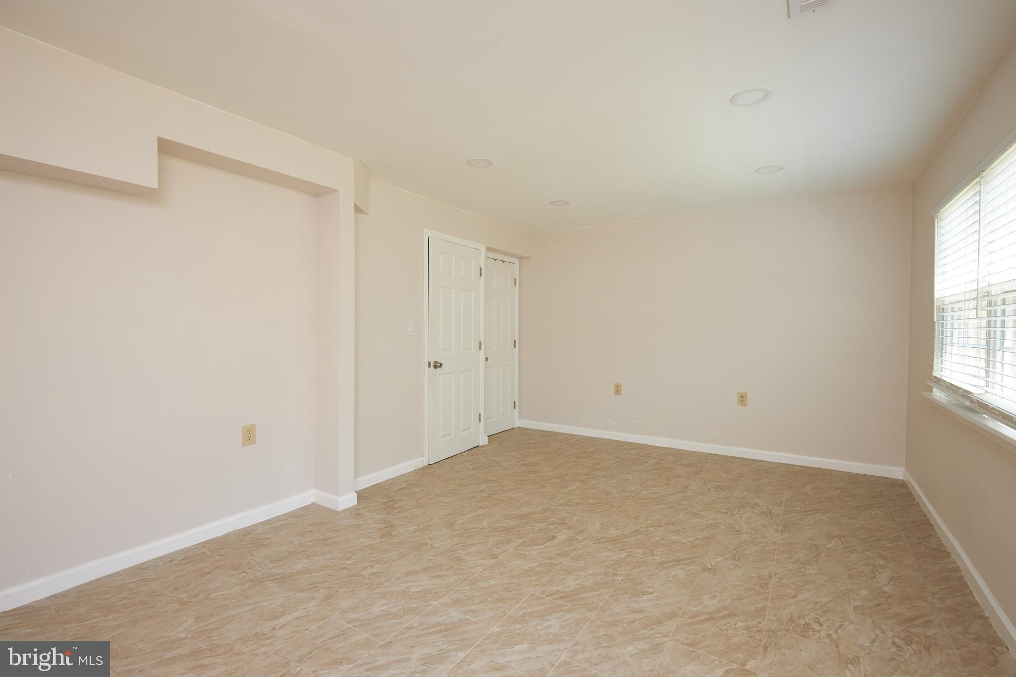 1427 Farmcrest Way Silver Spring, MD 20905 - Photo 26 of 40 Gallery Image 26
