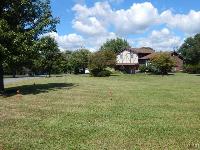 2162 Michael Road Nazareth, PA 18064 - Photo 3 of 29