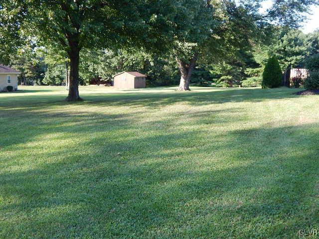 2162 Michael Road Nazareth, PA 18064 - Photo 7 of 29