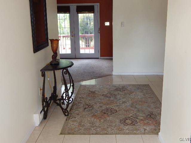 2162 Michael Road Nazareth, PA 18064 - Photo 8 of 29