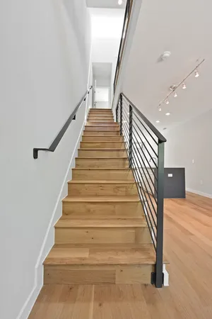 $2,600 | 2002 East 7th Street, Unit 246, Austin, TX 78702