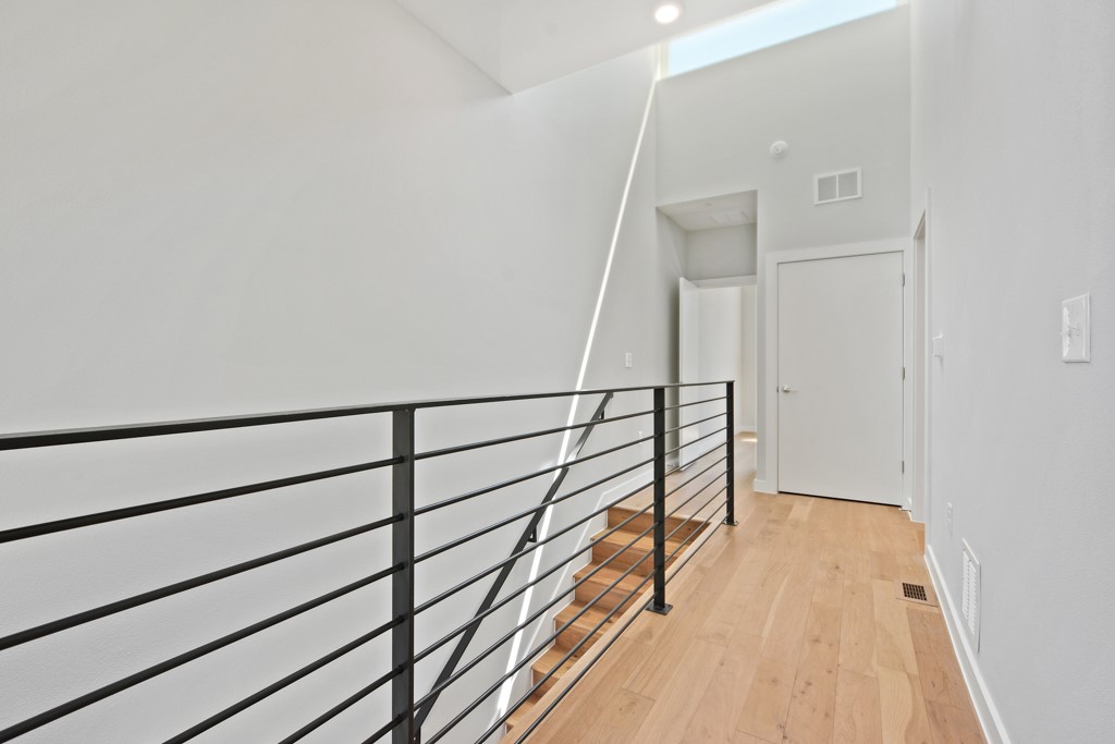 2002 East 7th Street, Unit 246 Austin, TX 78702 - Photo 19 of 25 a view of entryway
