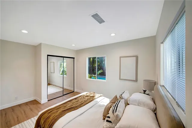 $1,599,000 | 22122 Costanso Street, Woodland Hills, CA 91364