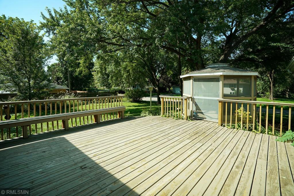 13329 Northridge Road Minnetonka, MN 55305 - Photo 12 of 18