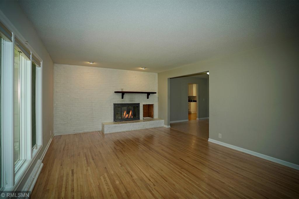 13329 Northridge Road Minnetonka, MN 55305 - Photo 5 of 18