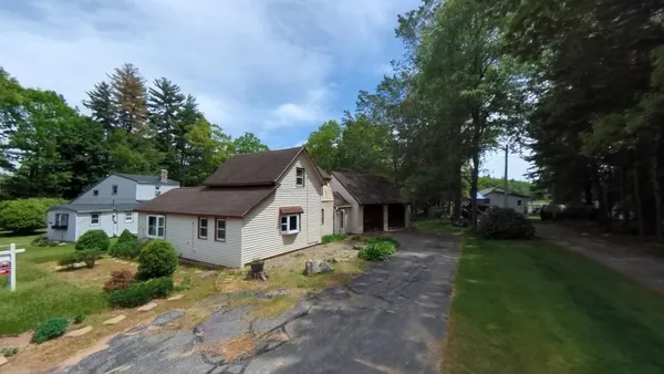 $430,000 | 33 Coopers Grove Road, Kingston, NH 03848