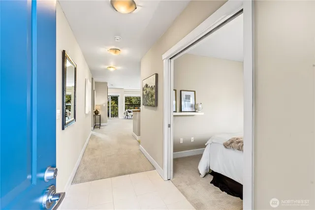 $489,000 | 22226 6th Avenue South, Unit 201, Des Moines, WA 98198