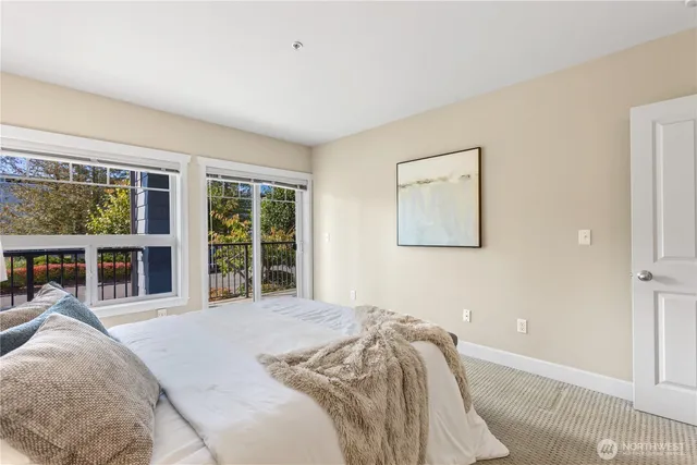 $489,000 | 22226 6th Avenue South, Unit 201, Des Moines, WA 98198