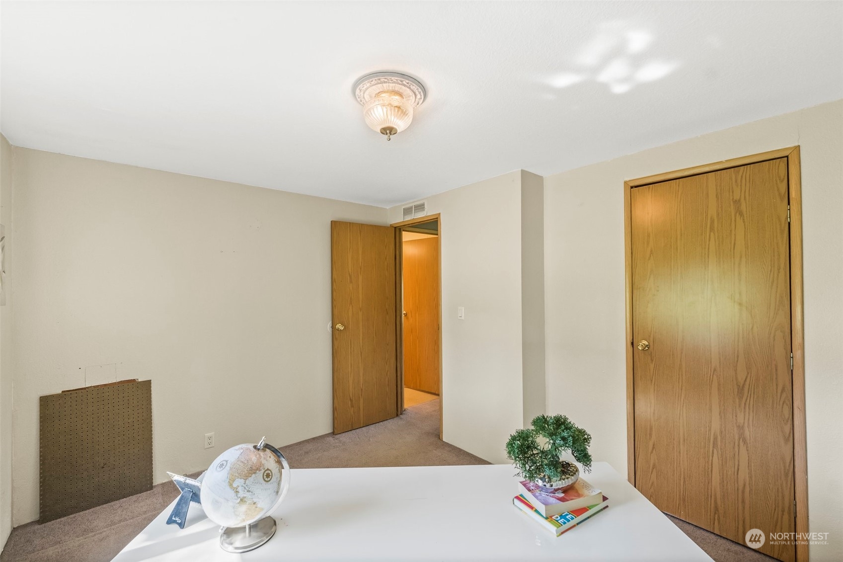 1317 Ivy Road Bremerton, WA 98310 - Photo 19 of 28 Gallery Image 19